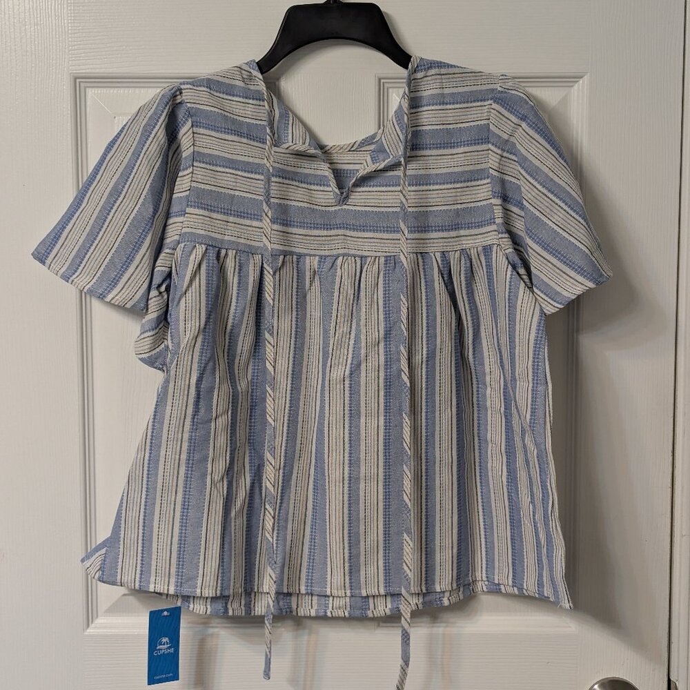 Women's Cupshe Flared Sleeve Top - Small